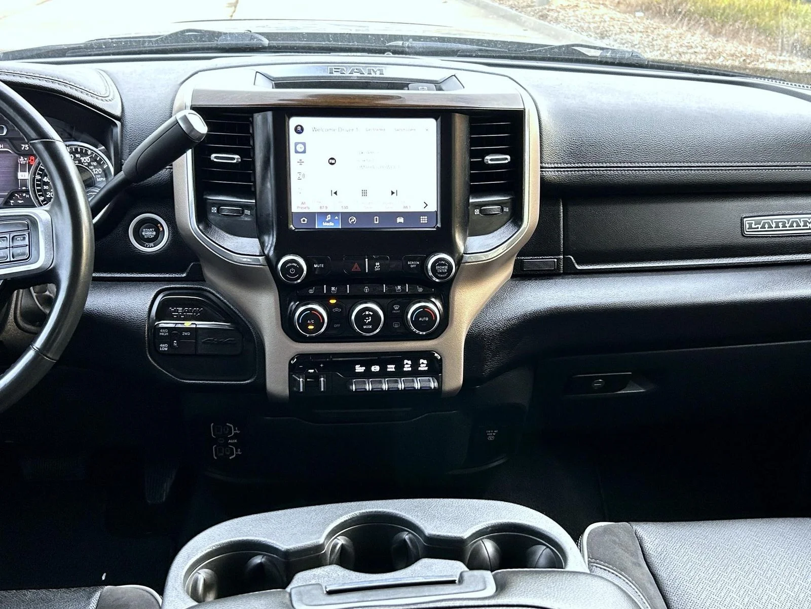 Used 2022 Silver Ram Laramie image 13