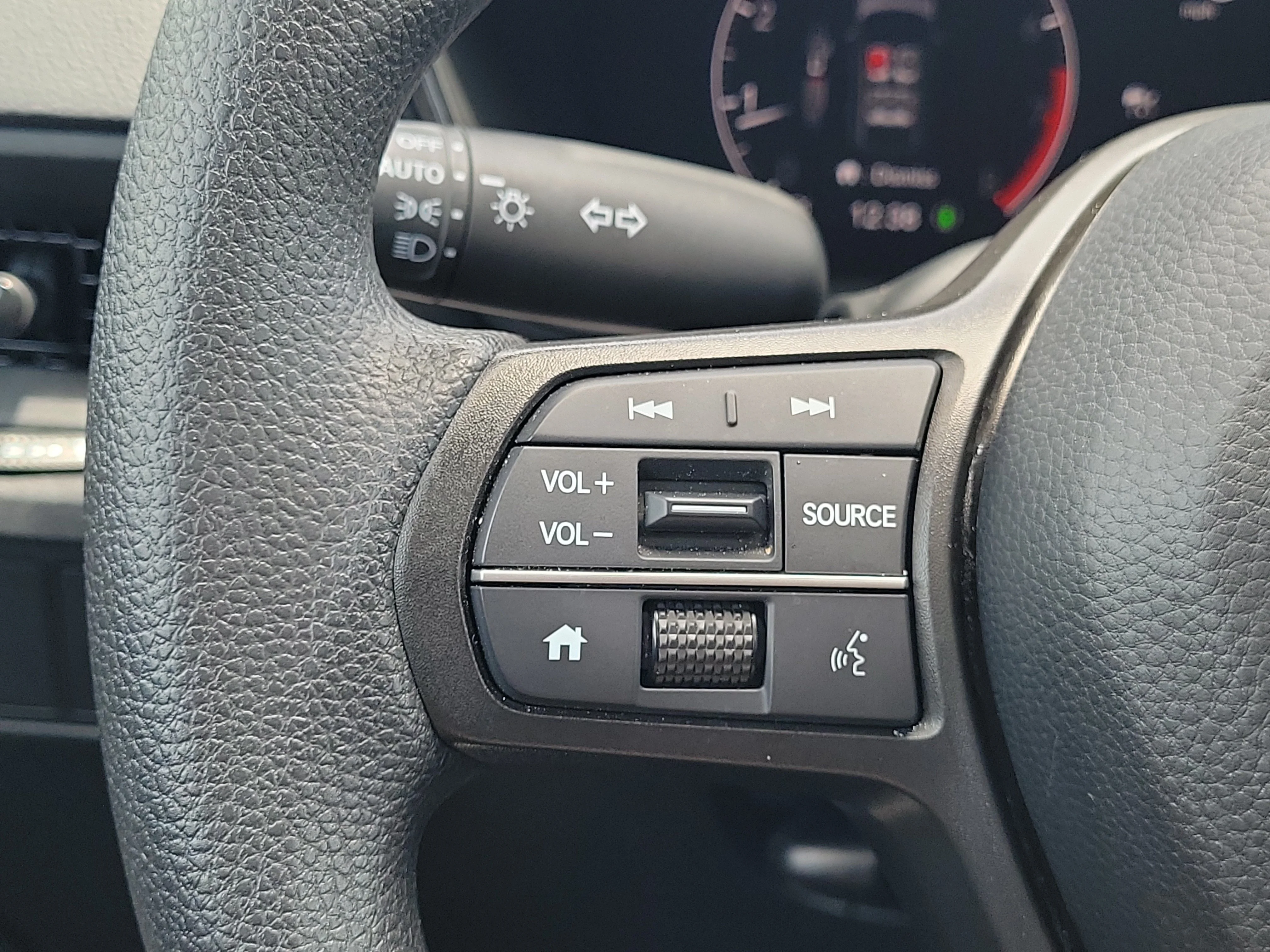 2025 Honda CR-V EX - Photo 20