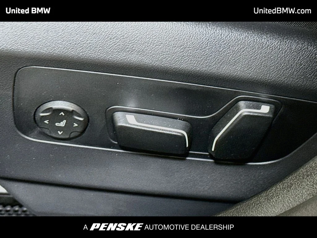 Certified Used 2026 Black Sapphire Metallic BMW 530i xDrive image 4