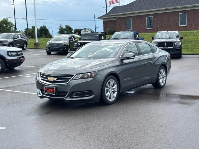 Used 2016 Heather Gray Metallic Chevrolet  image 7