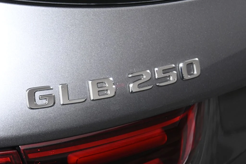 Used 2026 Gray Mercedes-Benz GLB 250 image 37