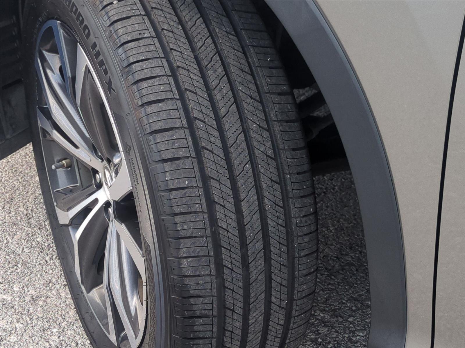 Used 2018 Atomic Silver Lexus RX 350L image 13