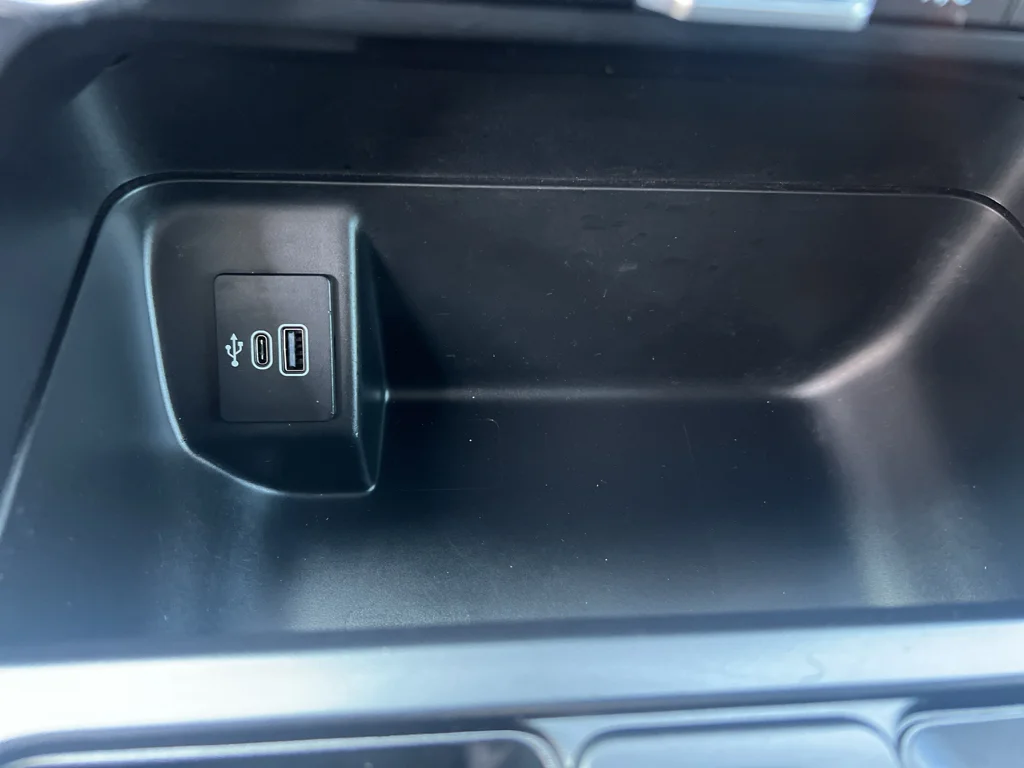 Used 2025 Oxford White Ford Tremor image 23