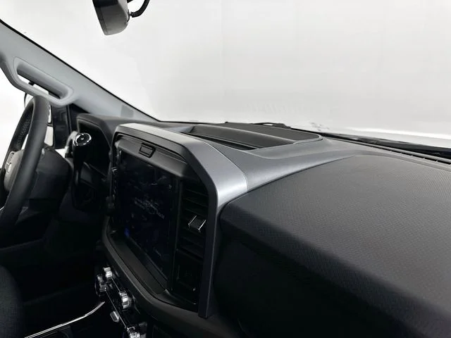 New 2026 Avalanche Ford XLT image 28