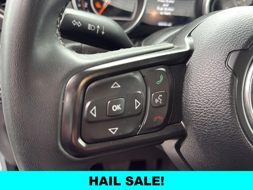 Used 2023 Silver Jeep Sport S image 9