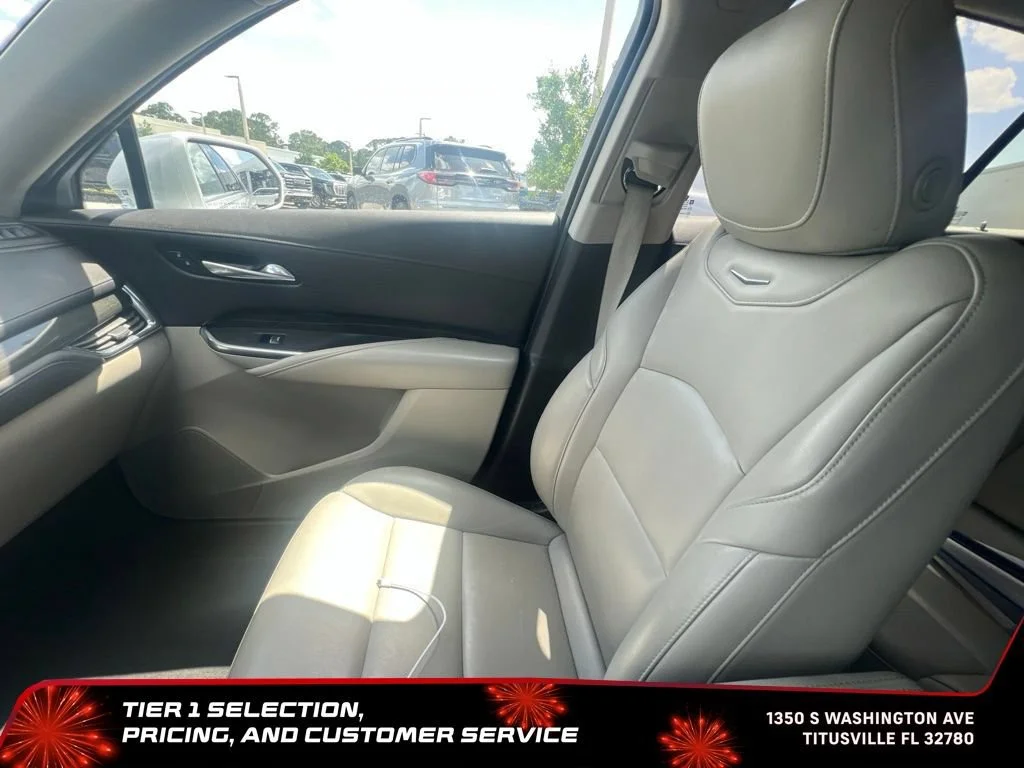 Used 2019 RADIANT SILVER METALLIC Cadillac FWD Premium Luxury image 8