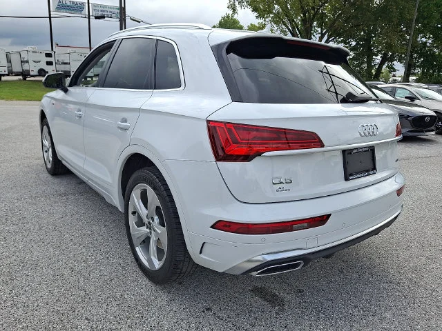 Used 2022 White Audi 45 S line Premium image 5