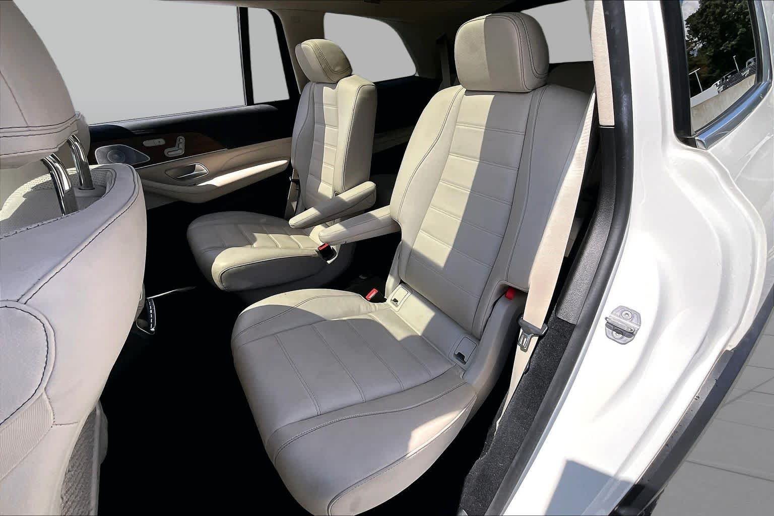 Used 2021 designo Diamond White Bright Mercedes-Benz GLS 450 image 21