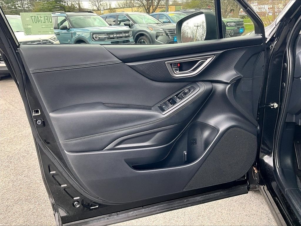 Used 2022 Crystal Black Silica Subaru Premium image 19