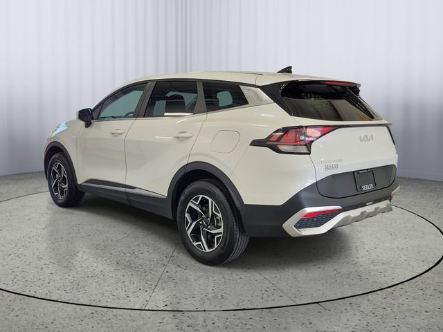 Used 2023 White Kia LX image 3