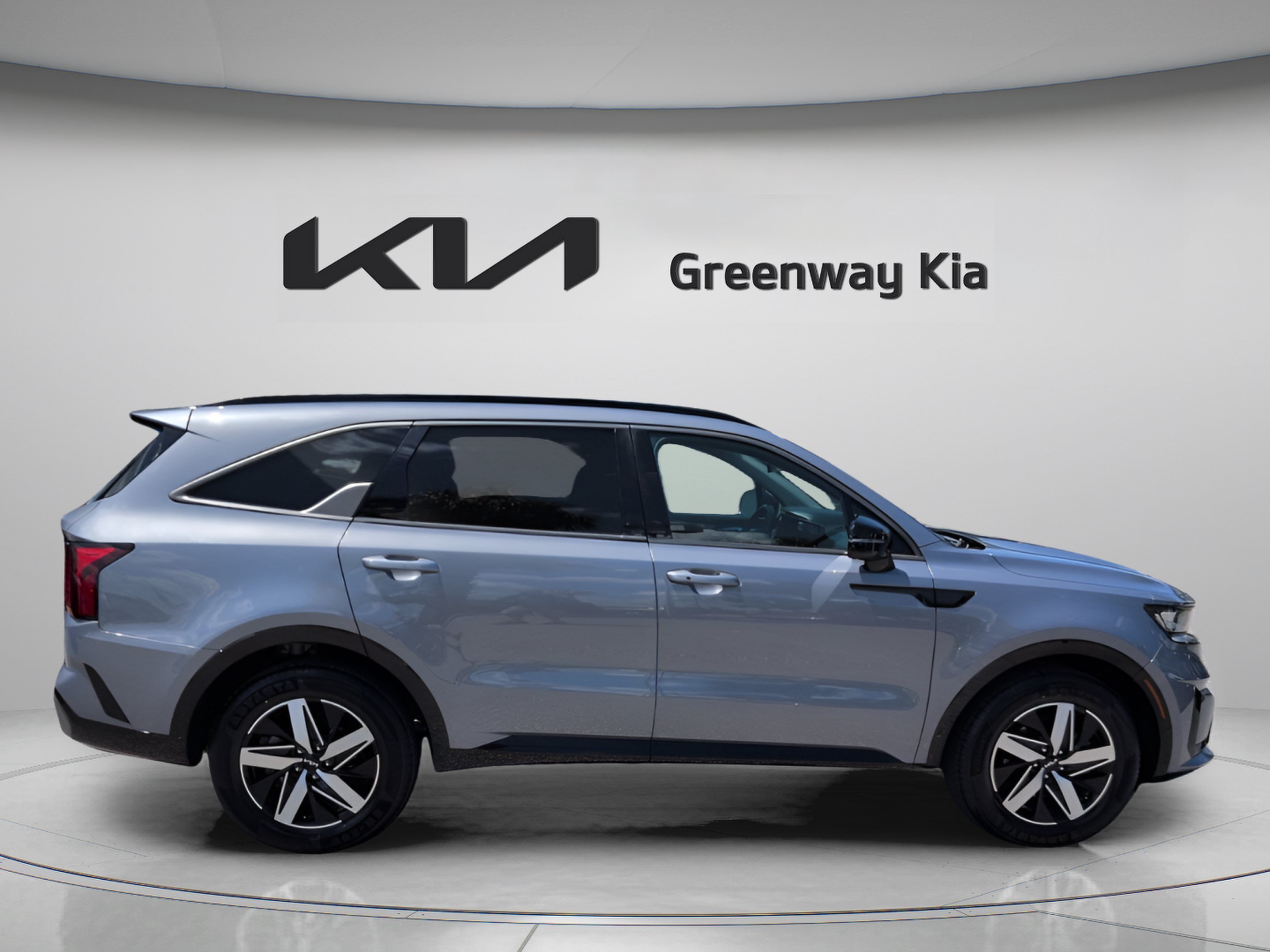 Certified Used 2022 Everlasting Silver Kia S image 5