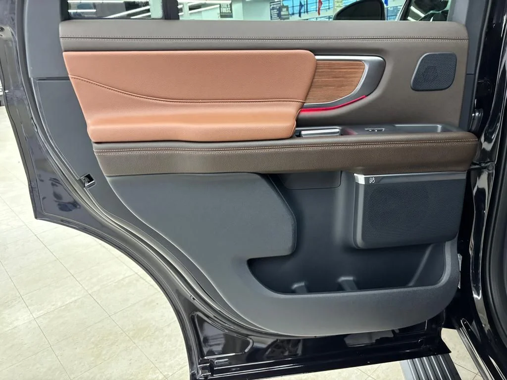 New 2026 Agate Black Metallic Ford King Ranch® image 12