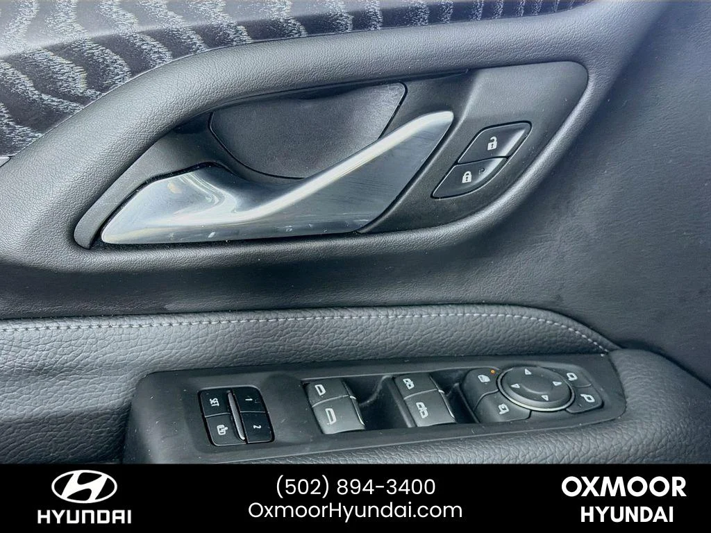 Used 2023 Onyx Black GMC Denali image 18