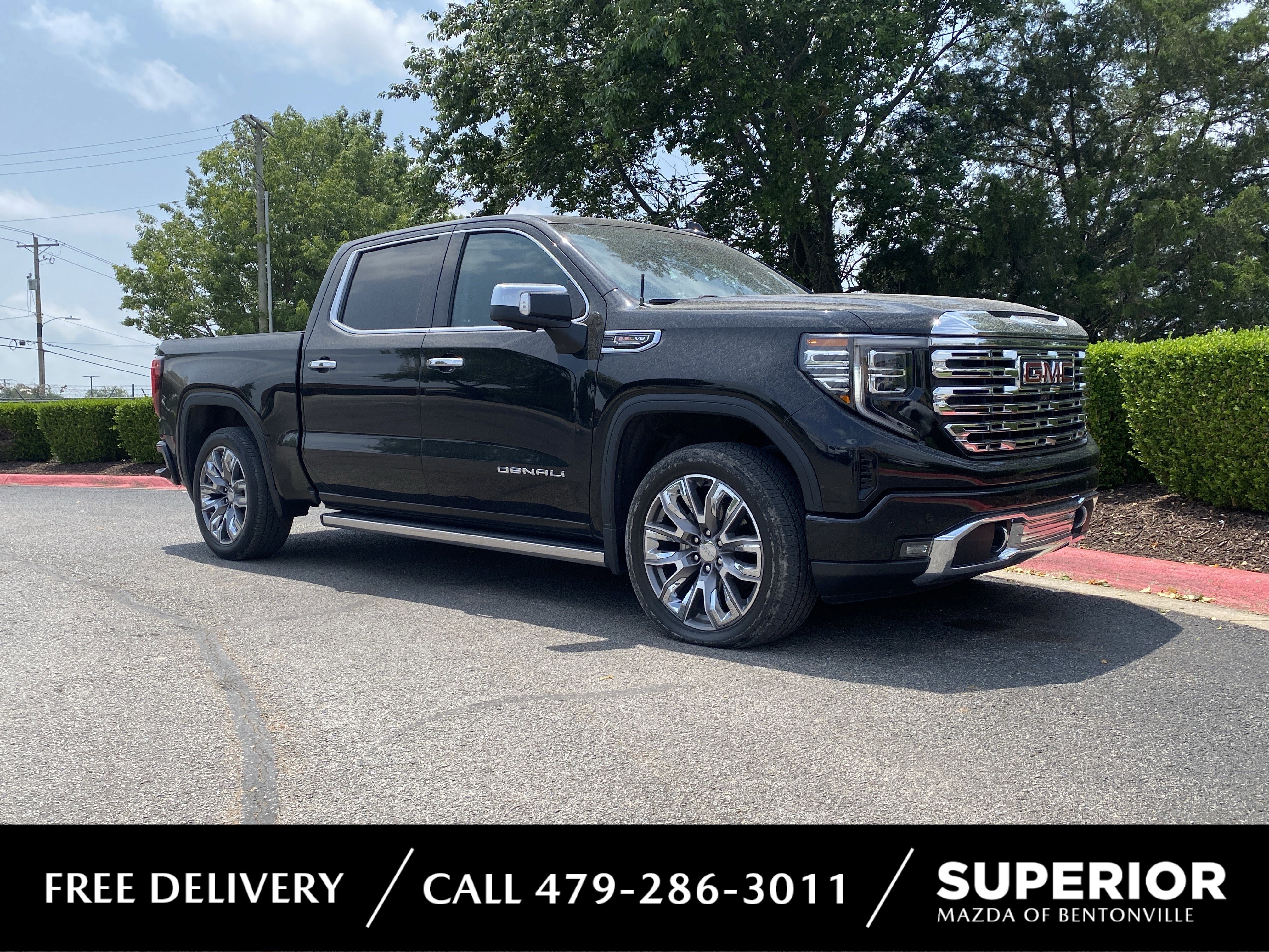 2023 GMC Sierra 4WD Crew Cab Short Box Denali's photo
