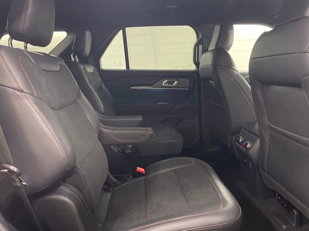 New 2026 Blue Ford ST image 29