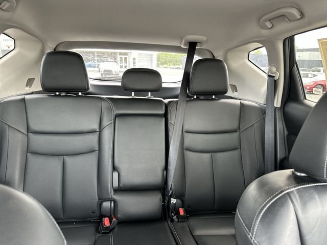 Used 2023 Black Nissan SL image 13