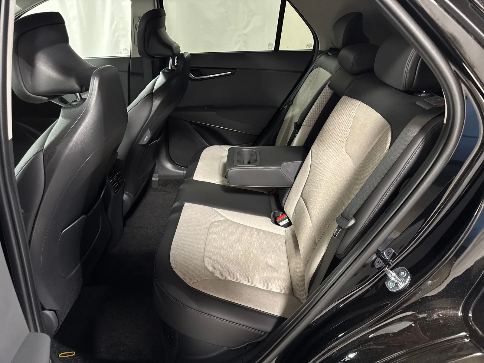 New 2026 Aurora Black Kia SX image 5