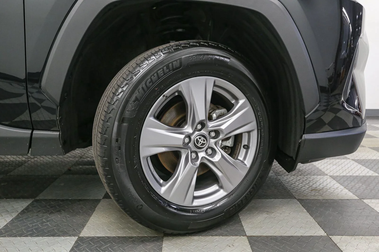 Used 2025 Midnight Black Metallic TOYOTA  image 15