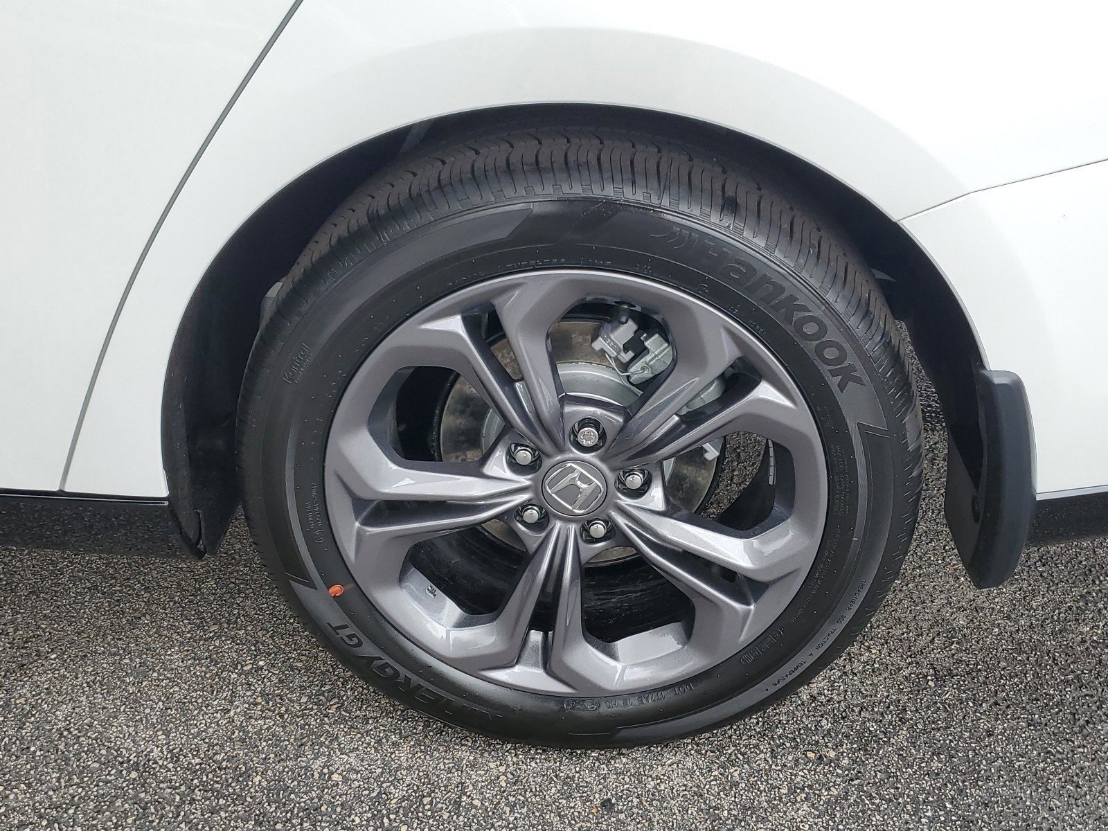 2025 Honda Accord Hybrid EX-L - Photo 8