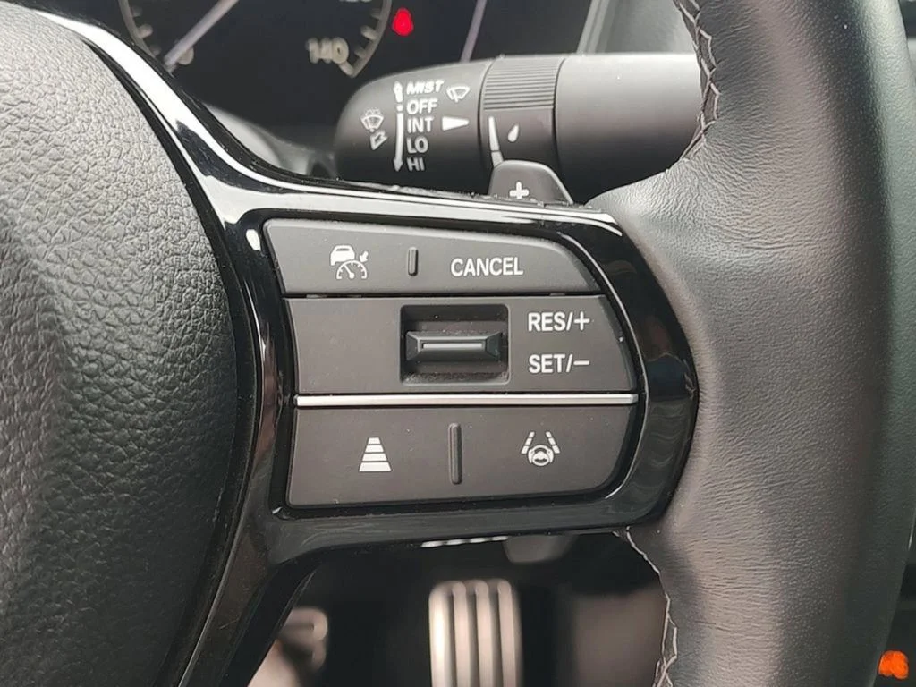 Used 2025 White Honda Sport image 19