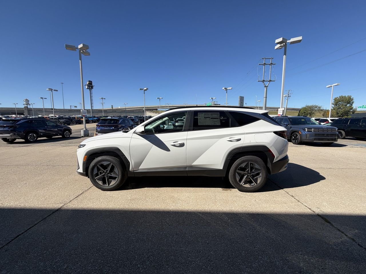 New 2026 White Pearl Hyundai SEL AWD image 15