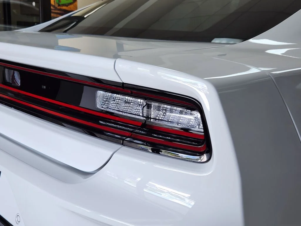 New 2026 White Knuckle Exterior Paint Dodge R/T Plus image 7