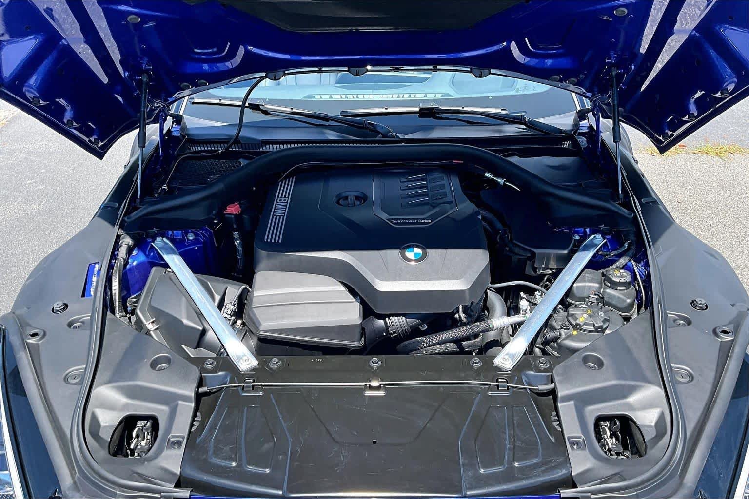 Certified Used 2026 Portimao Blue Metallic BMW sDrive30i image 32