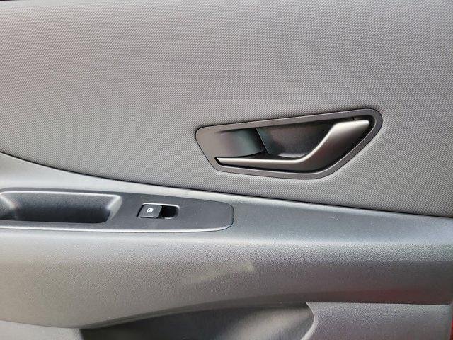 2025 Hyundai Elantra N Line - Photo 12