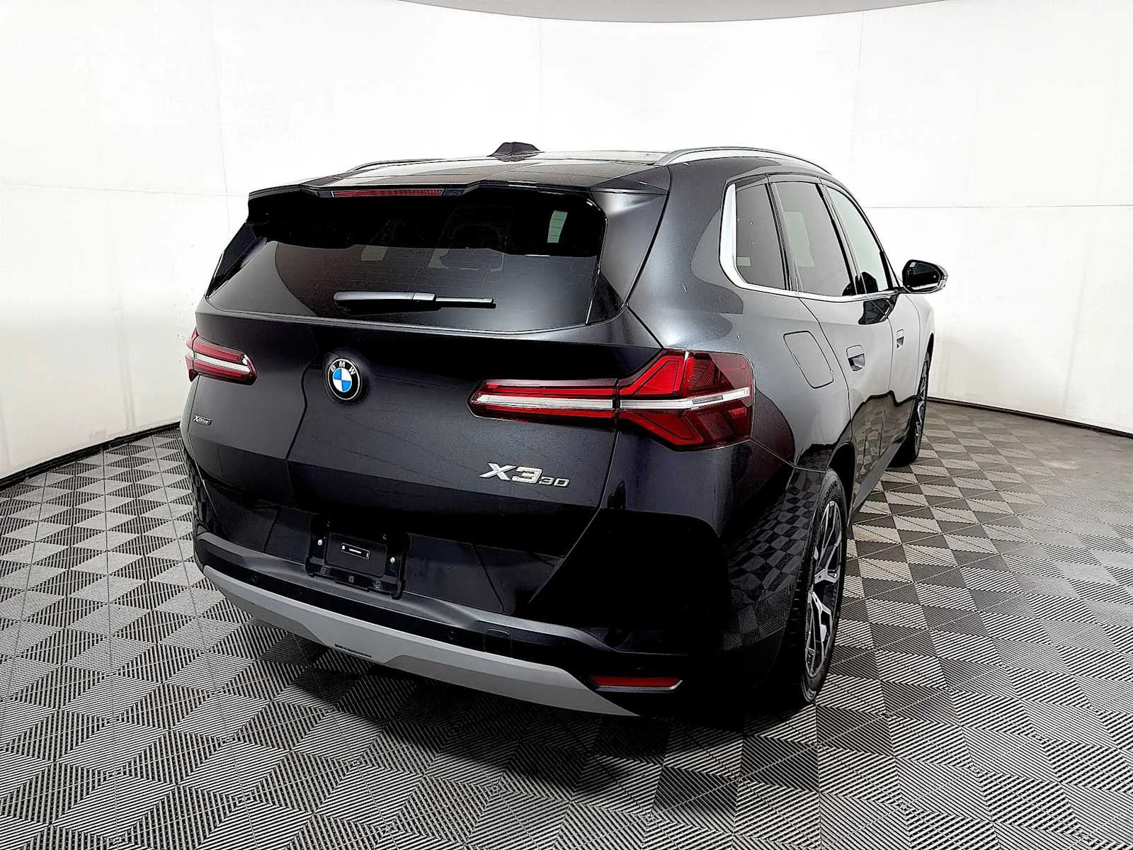 Used 2026 Dark Graphite Metallic BMW 30 xDrive image 6