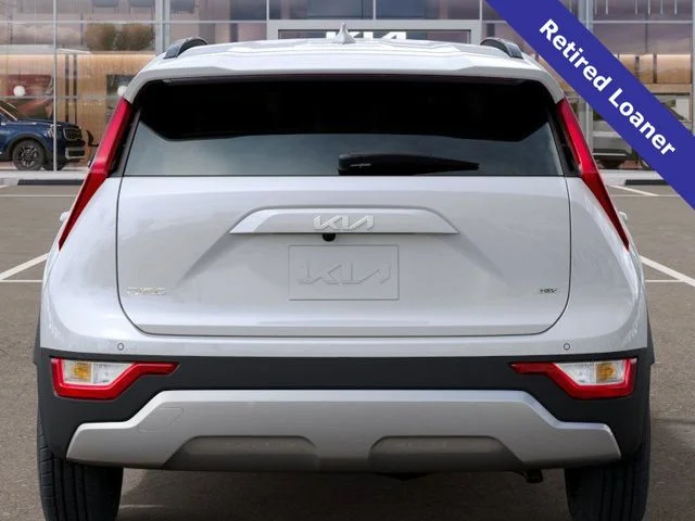 2025 Kia Niro EX - Photo 13