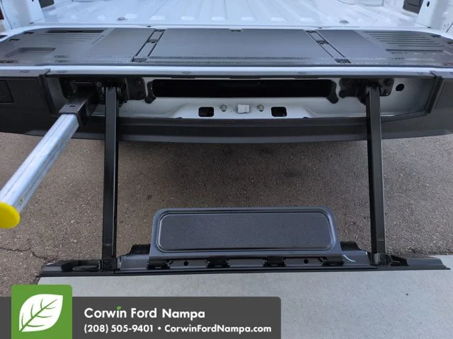 New 2026 Oxford White Ford Tremor image 30