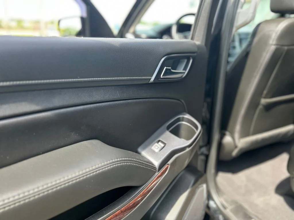 Used 2019 Black GMC SLT image 37