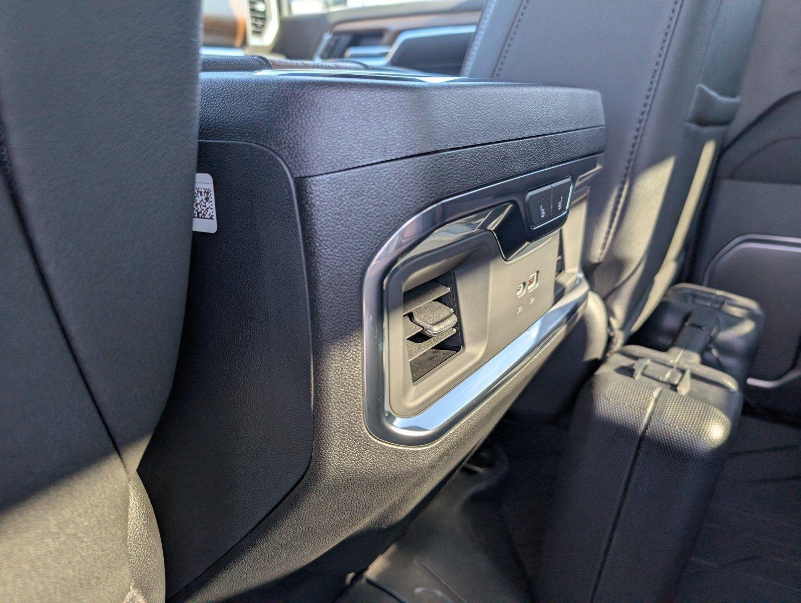 2026 Chevrolet Silverado 3500 HD High Country - Photo 44