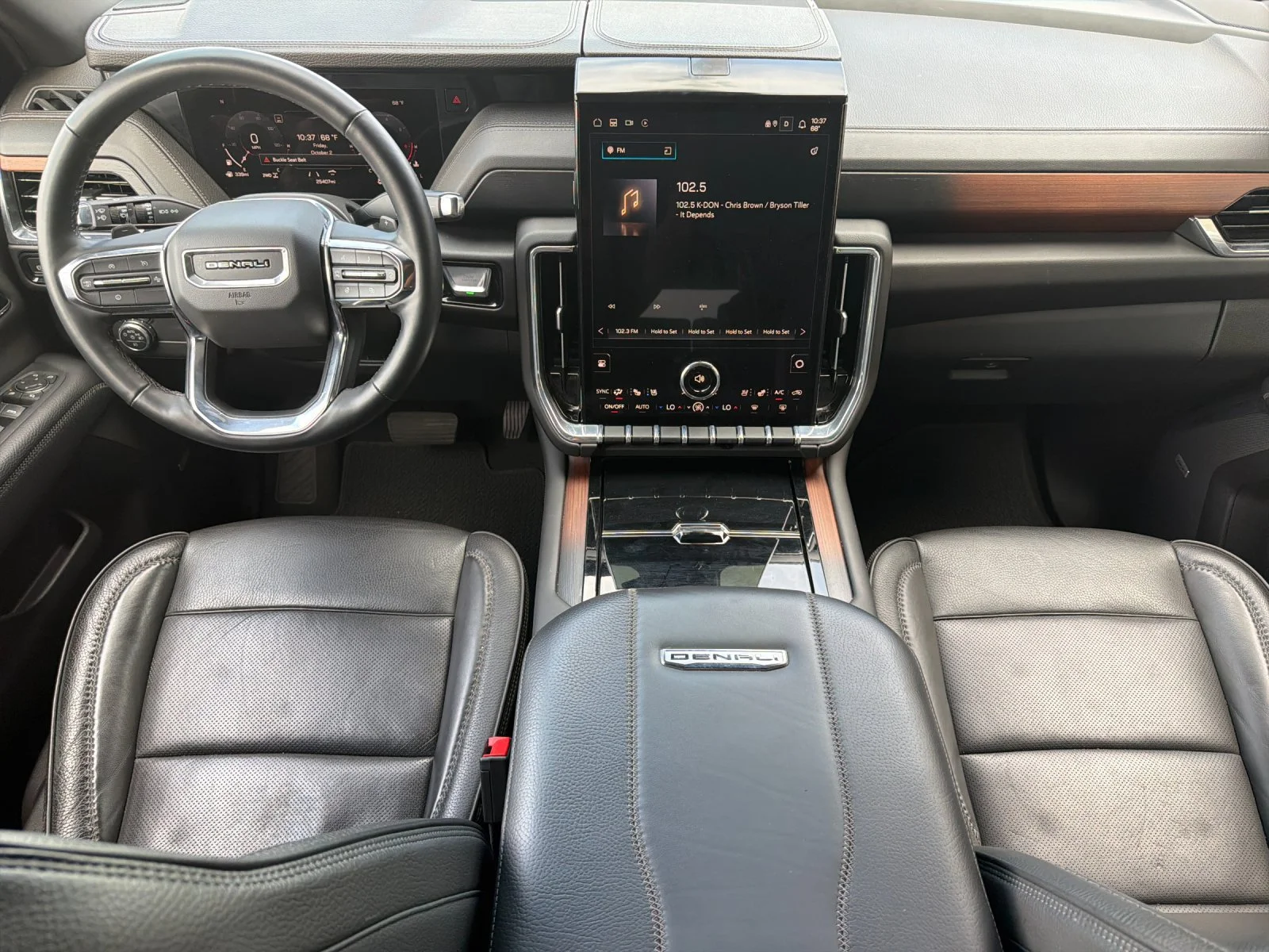 Used 2025 Sterling Metallic GMC Denali image 14