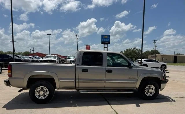 Used 2002 Chevrolet Silverado 1500HD LS with VIN 1GCGC13U12F236974 for sale in Freer, TX
