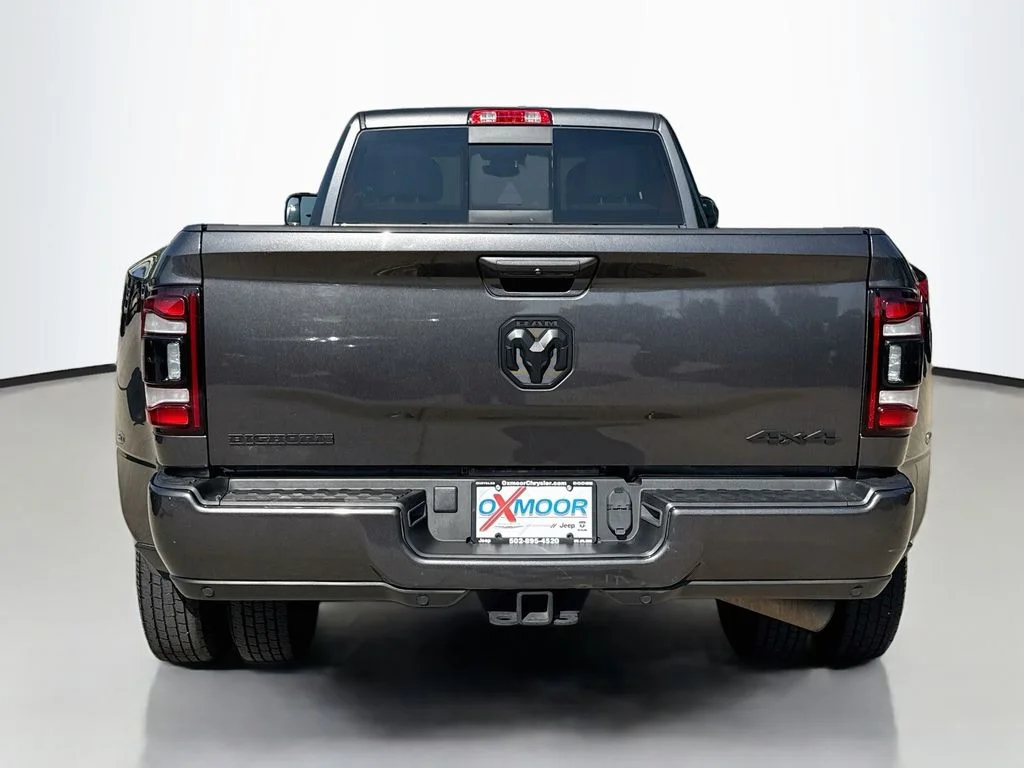 Used 2022 Granite Crystal Metallic Clearcoat Ram Big Horn image 7