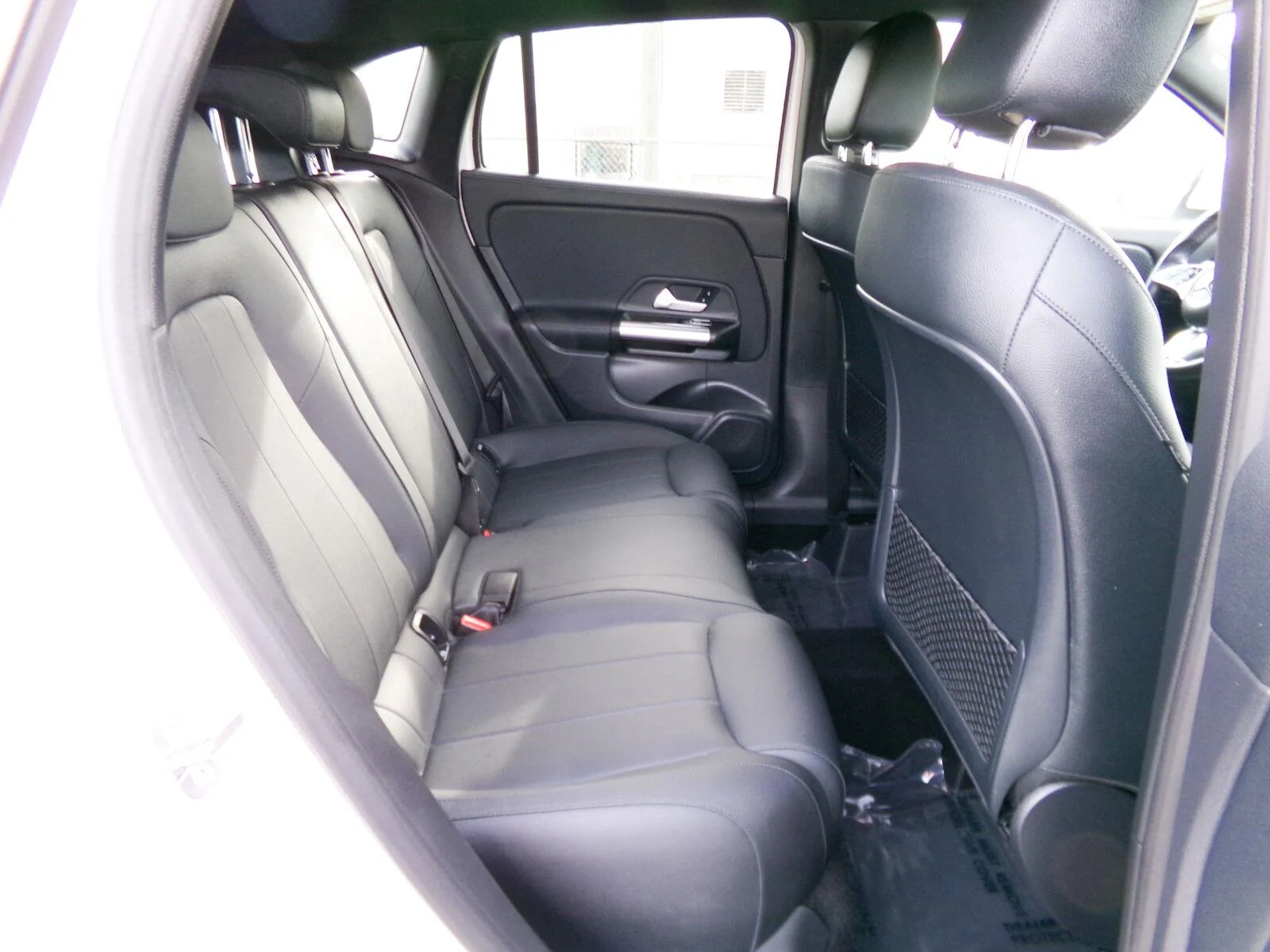 Used 2025 Polar White Mercedes-Benz GLA 250 image 14