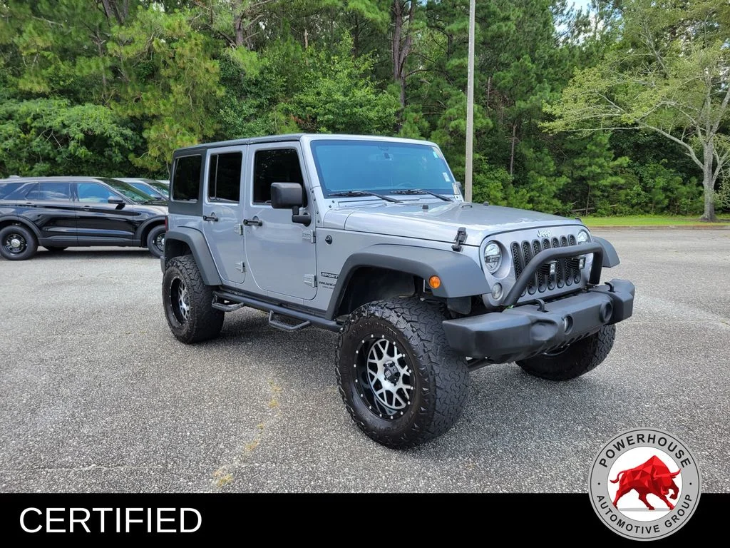 Used 2016 Silver Jeep Unlimited Sport image 9