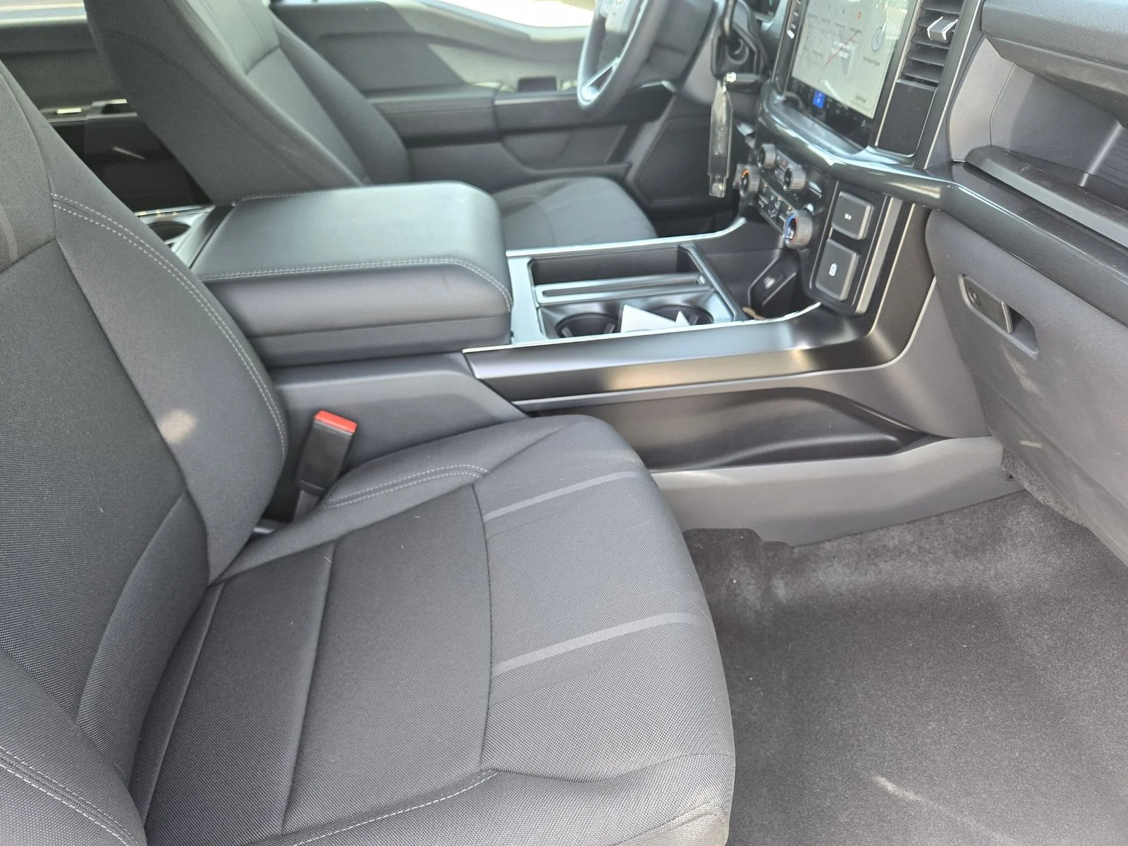 New 2026 Oxford White Ford STX® image 9
