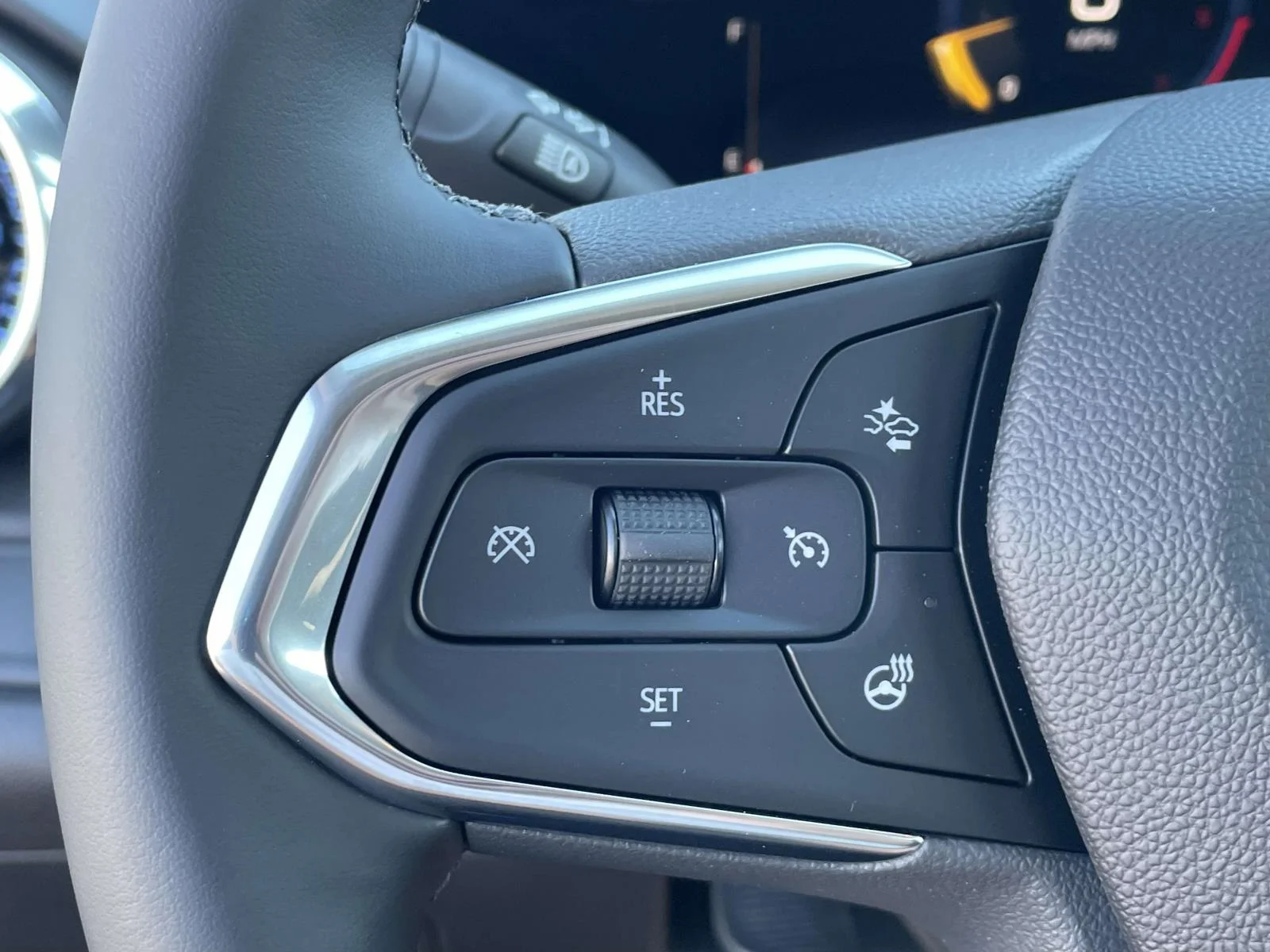 New 2026 Mosaic Black Metallic Chevrolet LT image 28