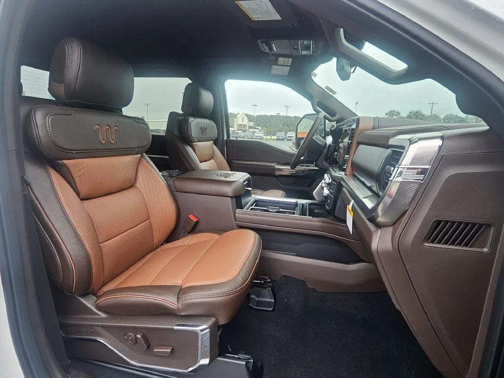 New 2027 White Ford King Ranch image 30