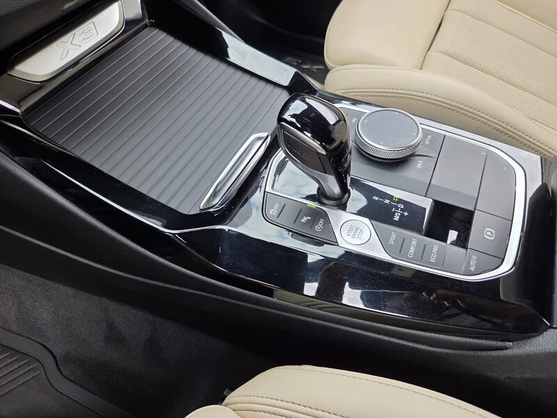 Used 2023 Alpine White BMW SDRIVE30I SPORTS ACTIVITY VEHICLE image 33
