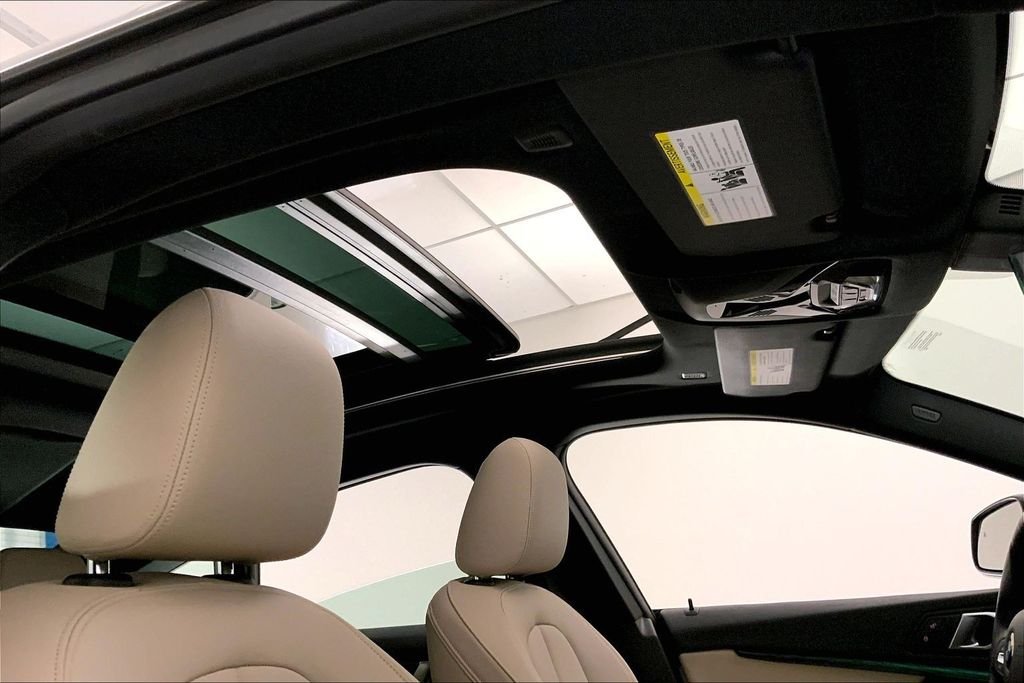 Certified Used 2023 Skyscraper Grey Metallic BMW  image 26