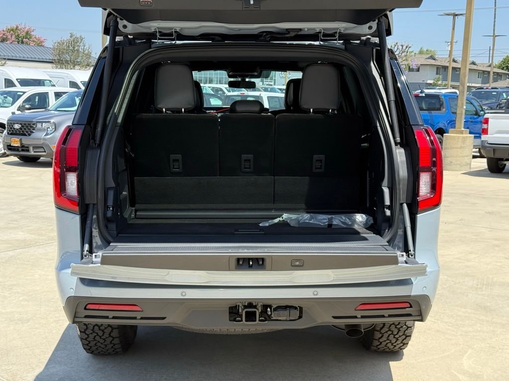 New 2026 Glacier Gray Metallic Tri-Coat Ford Tremor® image 16
