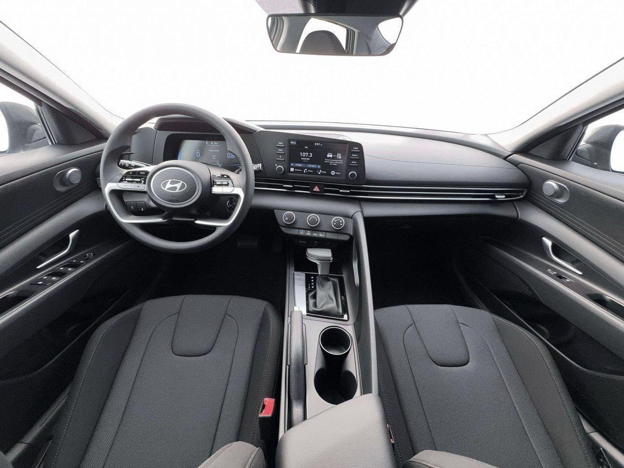 New 2026 Serenity White Hyundai SE image 13