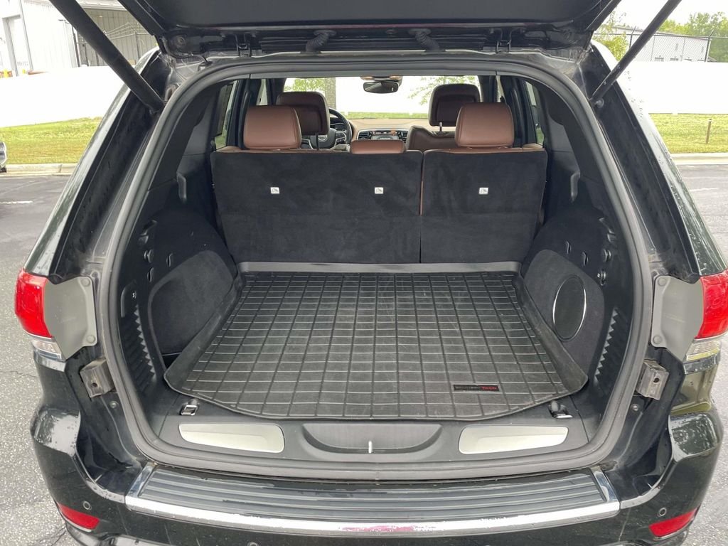 2020 Jeep Grand Cherokee Overland - Photo 13