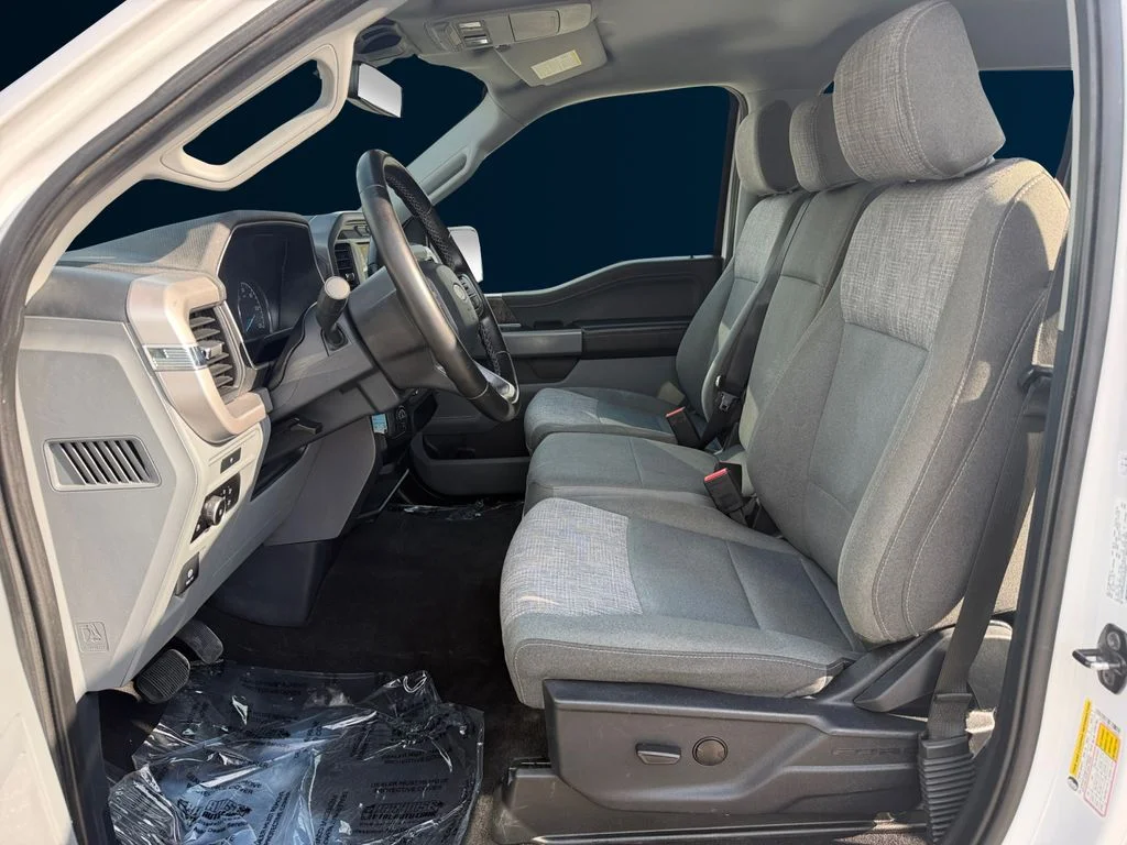 Used 2023 White Ford XLT image 10