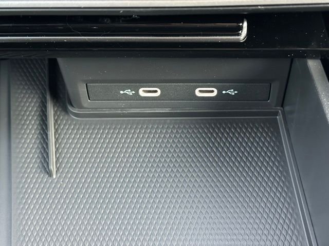New 2026 Deep Black Pearl Volkswagen 2.0T SE w/Technology image 36