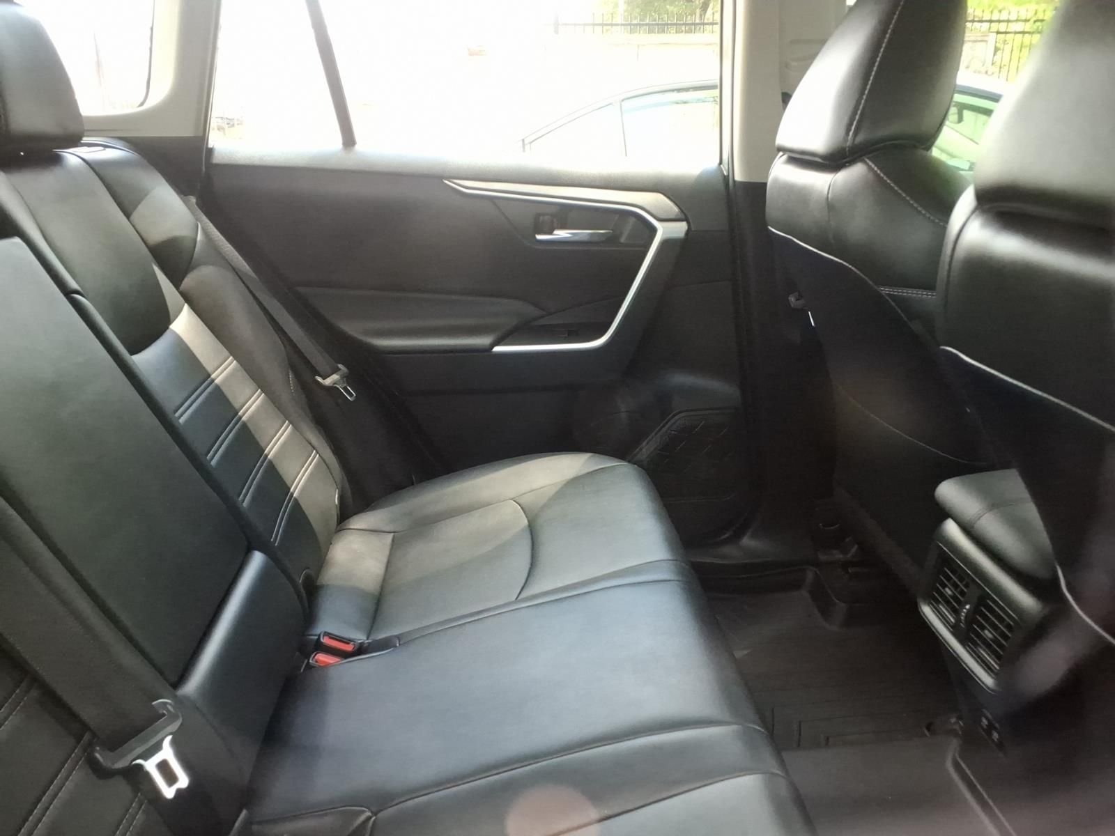 Certified Used 2021 Lunar Toyota XLE Premium image 10