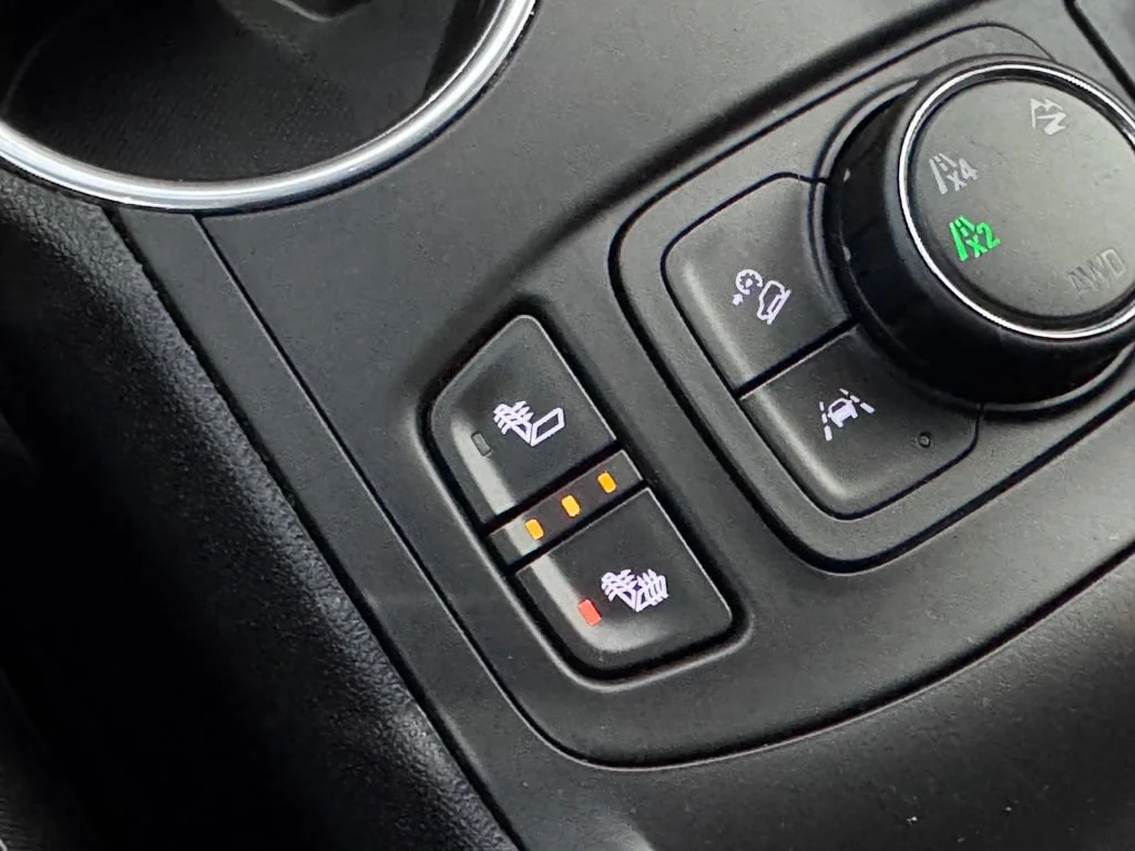 2023 GMC Terrain SLE - Photo 22